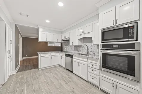 4729 Paradise Lane Houston TX 77048