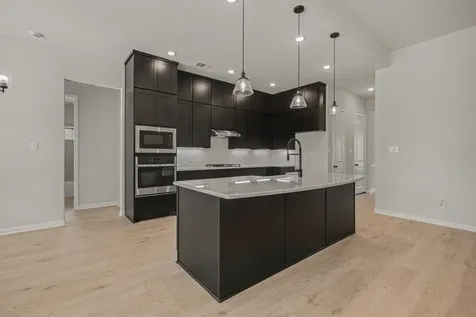 4512 Road 66112 Dayton TX 77535