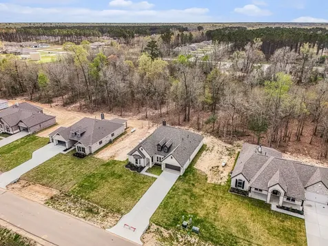 4512 Road 66112 Dayton TX 77535