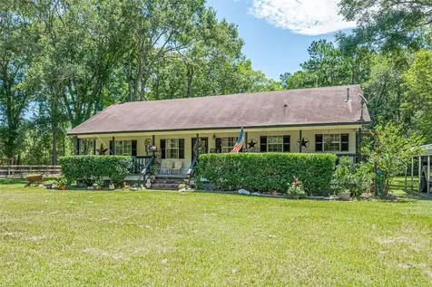 200 Little Pine Valley Road Cleveland TX 77328