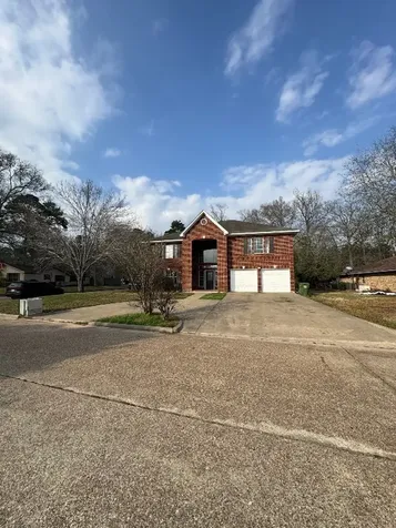 201 Pebble Springs Cleveland TX 77327