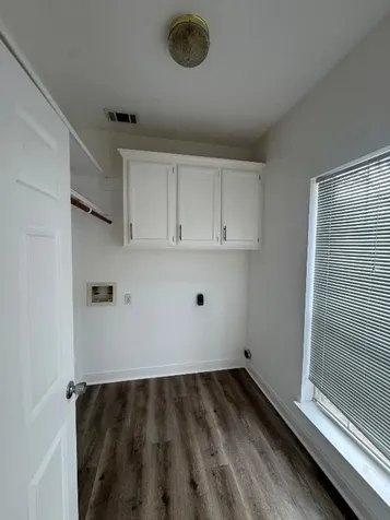 201 Pebble Springs Cleveland TX 77327