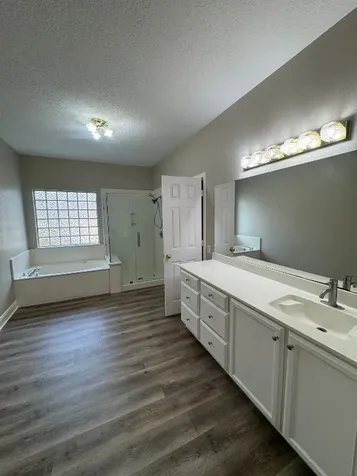 201 Pebble Springs Cleveland TX 77327