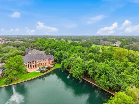 5002 Regency Drive Sugar Land TX 77479