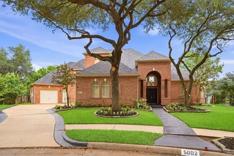 5002 Regency Drive Sugar Land TX 77479