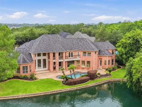 5002 Regency Drive Sugar Land TX 77479
