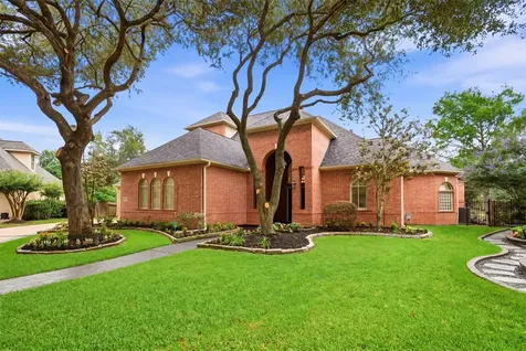 5002 Regency Drive Sugar Land TX 77479
