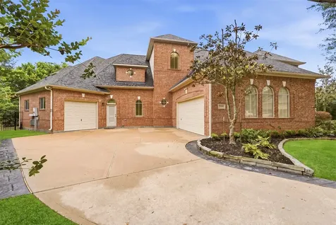 5002 Regency Drive Sugar Land TX 77479