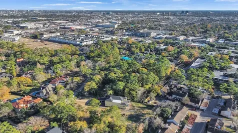 36 W Shady Lane Houston TX 77063