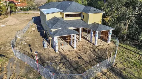36 W Shady Lane Houston TX 77063