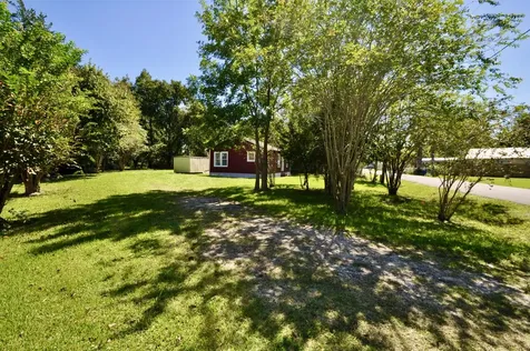 1807 Bell Street Dayton TX 77535