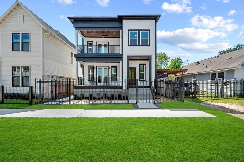 501D Cordell St Street Houston TX 77009