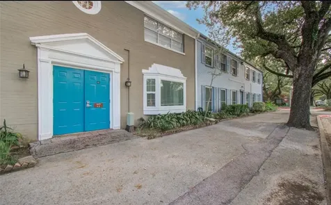 11609 Chimney Rock Road B Houston TX 77035
