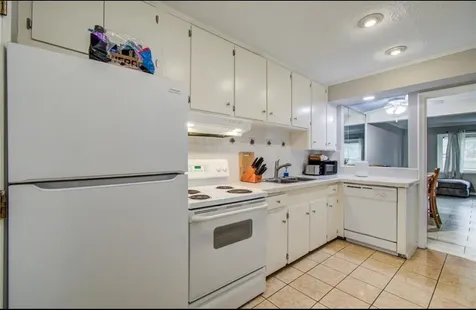11609 Chimney Rock Road B Houston TX 77035