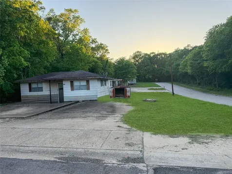 1201 El Road Huntsville TX 77320
