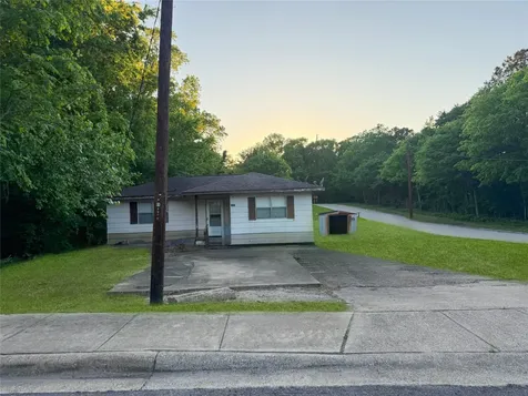 1201 El Road Huntsville TX 77320