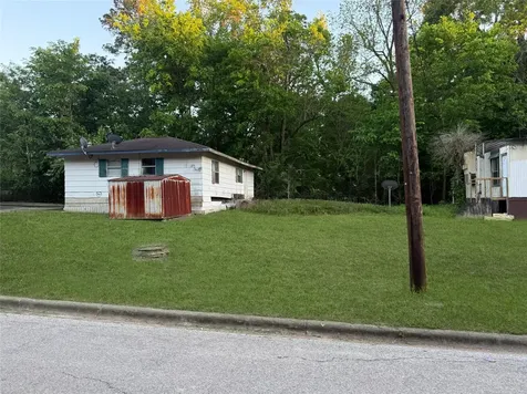 1201 El Road Huntsville TX 77320