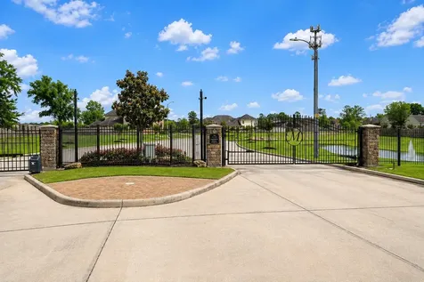 4814 Pecan Arbor Lane Houston TX 77069