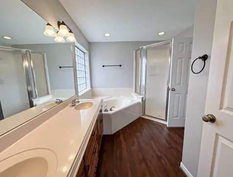 301 Williamsburg Avenue Clute TX 77531