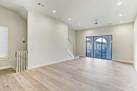 5209 Allen Street G Houston TX 77007
