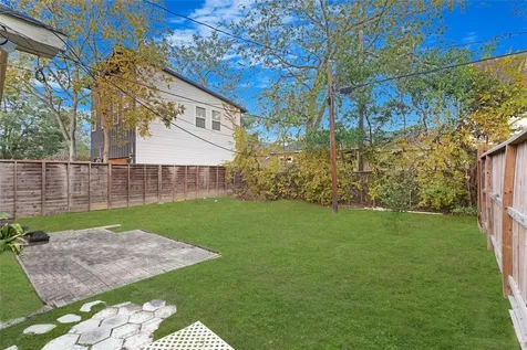 1106 Northwood Street Houston TX 77009