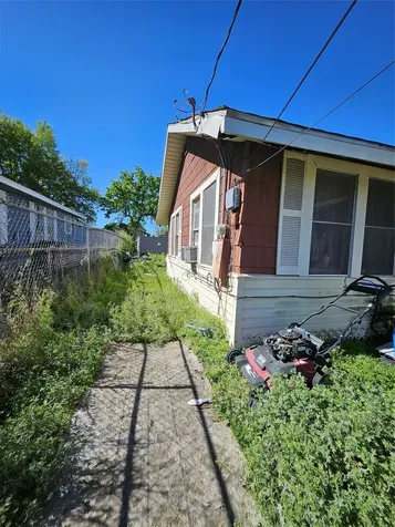 6826 Larkstone Street Houston TX 77028