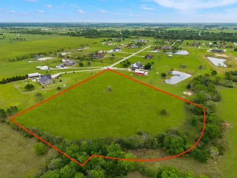33369 Black Falcon Court Waller TX 77484
