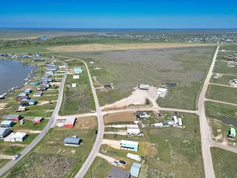 1204 Bluewater Street Sargent TX 77414