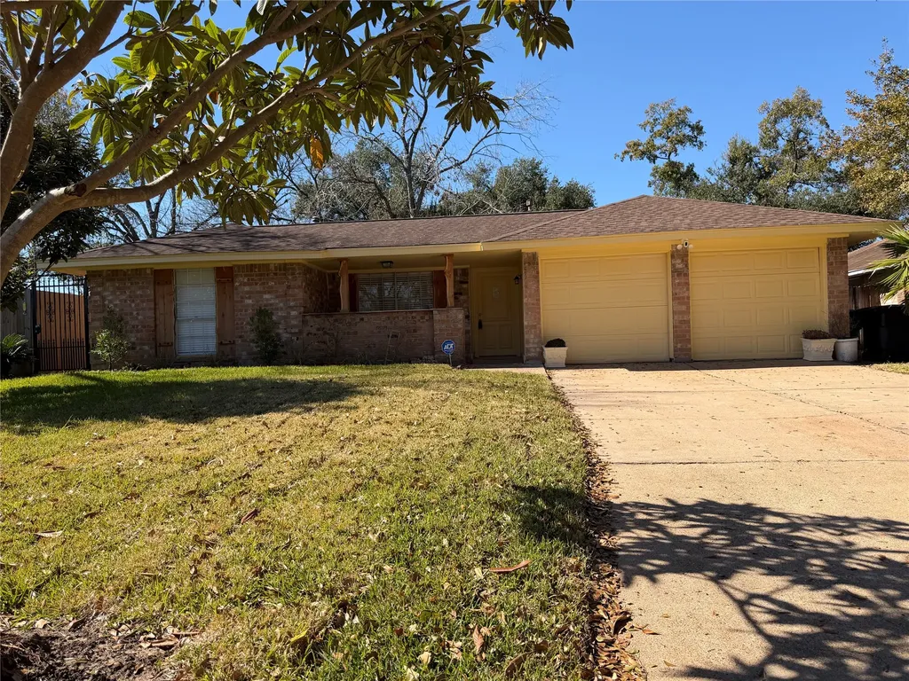 9227 Vanwood Street Houston TX 77040