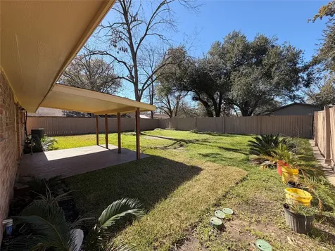 9227 Vanwood Street Houston TX 77040