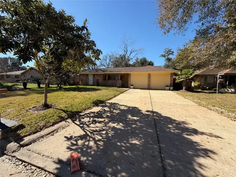 9227 Vanwood Street Houston TX 77040