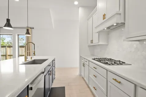 906 Sendero Trail Conroe TX 77304