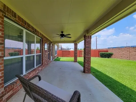 2913 Perdido Bay Lane Pearland TX 77584