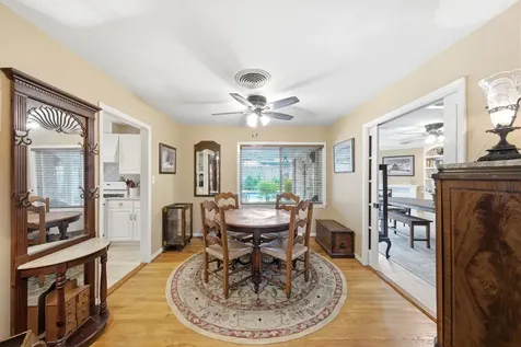 9910 Pine Lake Drive Houston TX 77055
