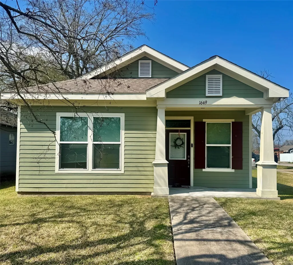 1649 15th Street Port Arthur TX 77640
