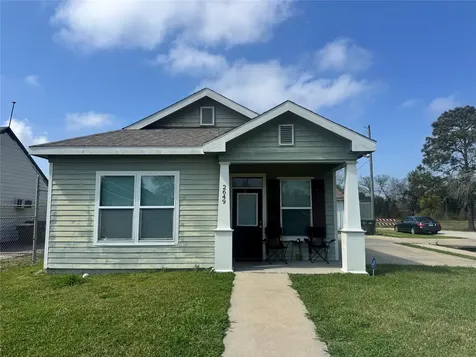 1649 15th Street Port Arthur TX 77640