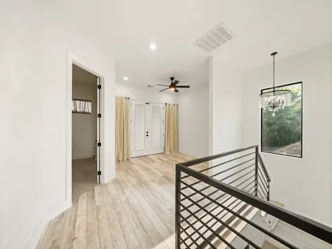 2416 Sumpter Street A Houston TX 77026