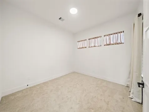 2416 Sumpter Street A Houston TX 77026