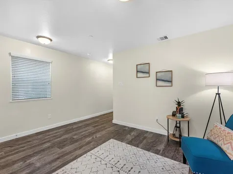 21155 Gosling Road 31b Spring TX 77388