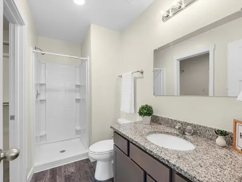 21155 Gosling Road 31b Spring TX 77388