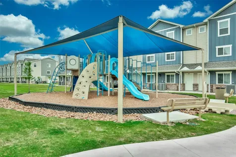 21155 Gosling Road 31b Spring TX 77388