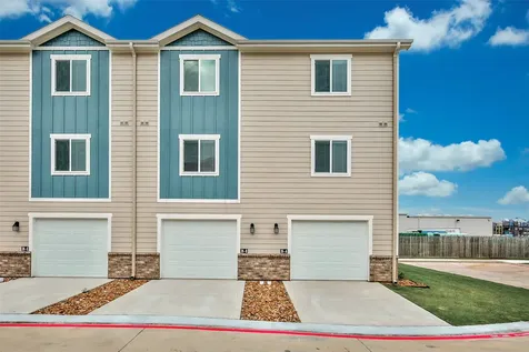 21155 Gosling Road 31b Spring TX 77388