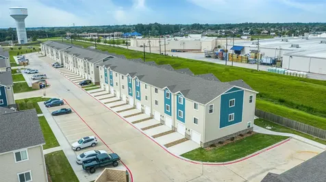 21155 Gosling Road 31b Spring TX 77388