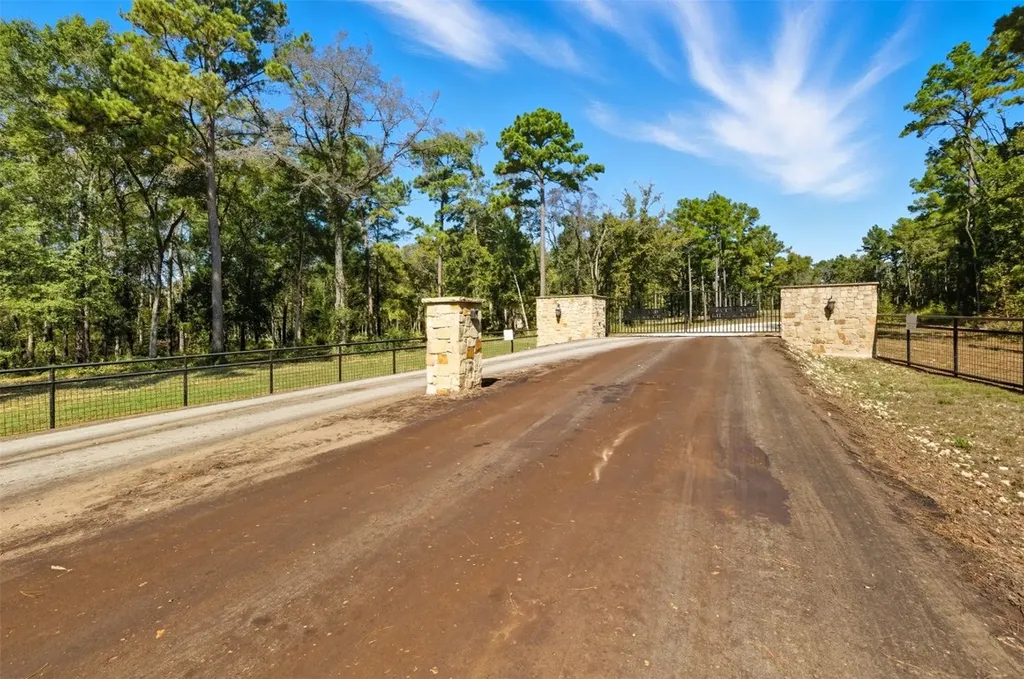 60 County Road 114 Centerville TX 75833