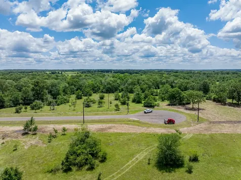 6534 Atakapan Trail Bedias TX 77831