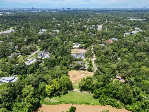 11103 Meadowick Drive Houston TX 77024