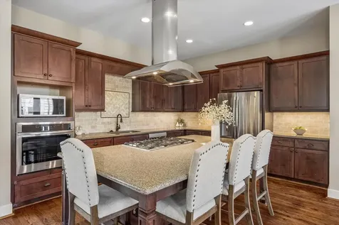 1957 Vermont Street Houston TX 77019