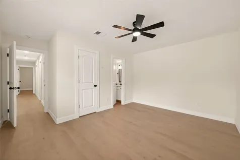 9527 Vanwood Street Houston TX 77040