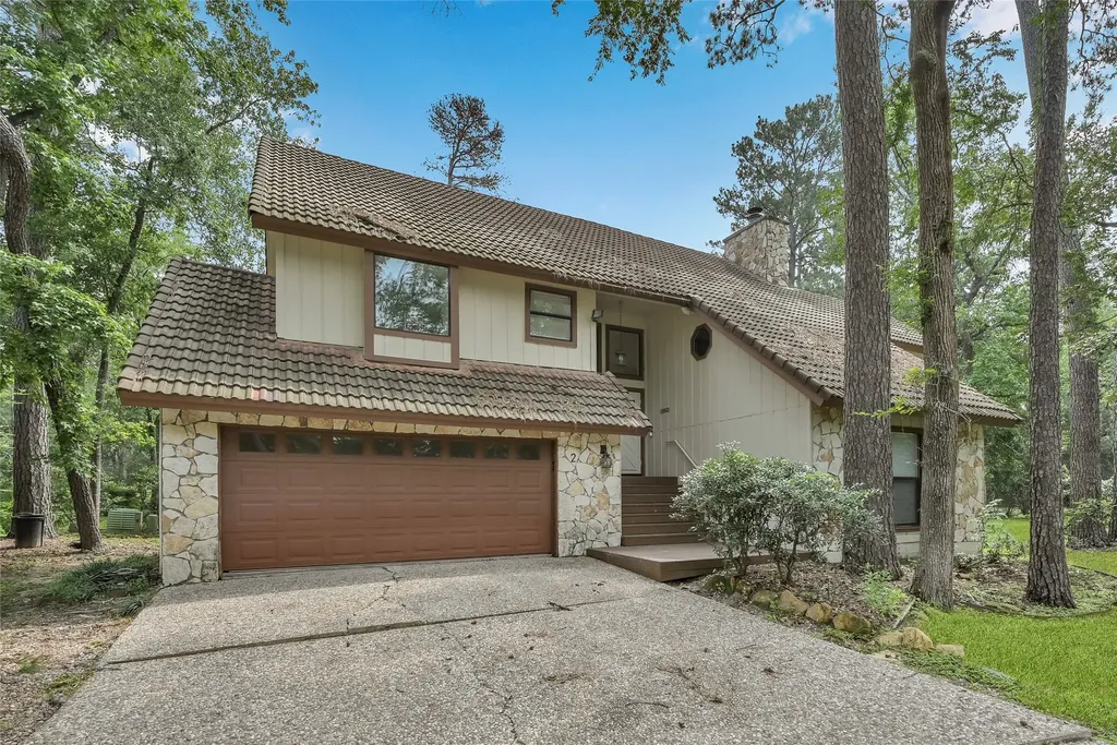 2 Alladdin Lane The Woodlands TX 77380