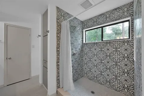 2 Alladdin Lane The Woodlands TX 77380
